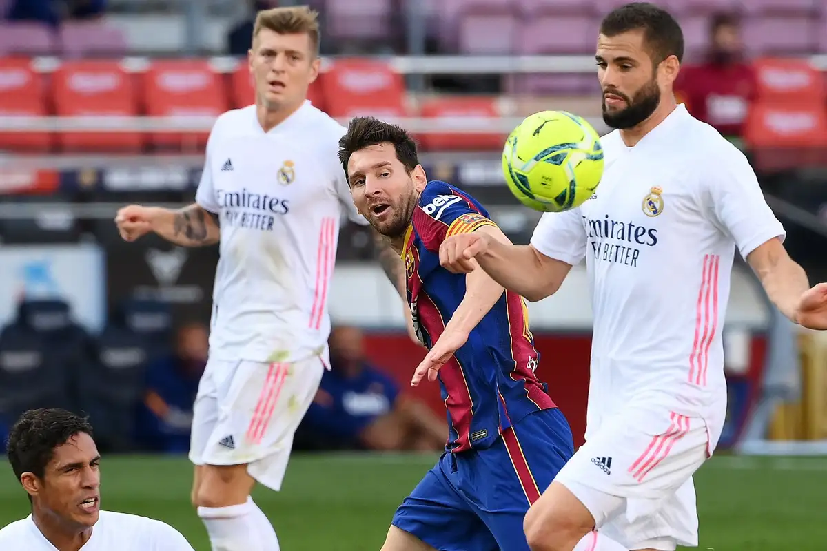 كلاسيكو برشلونة وريال مدريد اليوم في الدوري الإسباني 2023.. صراع التصدر