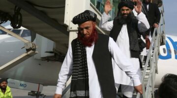 معتقلان سابقان في غوانتانامو يعودان إلى أفغانستان
