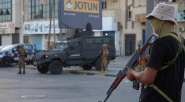 اشتباكات مفاجئة قرب مصفاة الزاوية النفطية غرب ليبيا