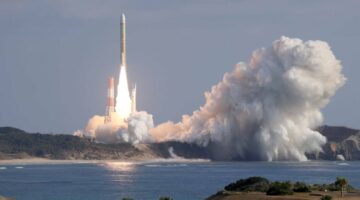 بعد انتكاسات… اليابان تنجح في إطلاق الصاروخ «إتش 3» إلى الفضاء