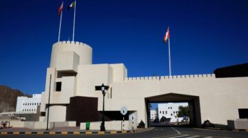 الأنشطة غير النفطية تعزز نمو اقتصاد سلطنة عمان في الربع الثالث