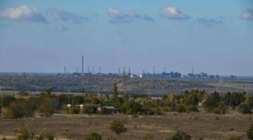 القوات الروسية تسيطر بالكامل على مصنع أفدييفكا لفحم الكوك