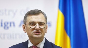 وزير الخارجية الأوكراني في بولندا لضمان نقل المساعدات العسكرية لكييف عبر الحدود