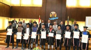 محافظ الفيوم يسلم شهادات المدربين ويشيد بدور اتحاد الكرة