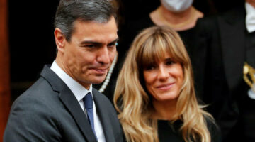 بيدرو سانشيز : أحب زوجتي و أفكر بالإستقالة من رئاسة الحكومة