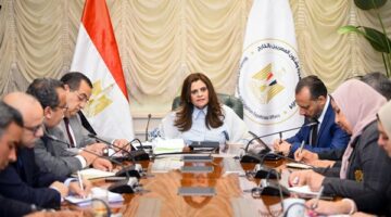 وزيرة الهجرة تترأس اجتماعًا لمناقشة ترتيبات انعقاد النسخة الخامسة لمؤتمر المصريين بالخارج